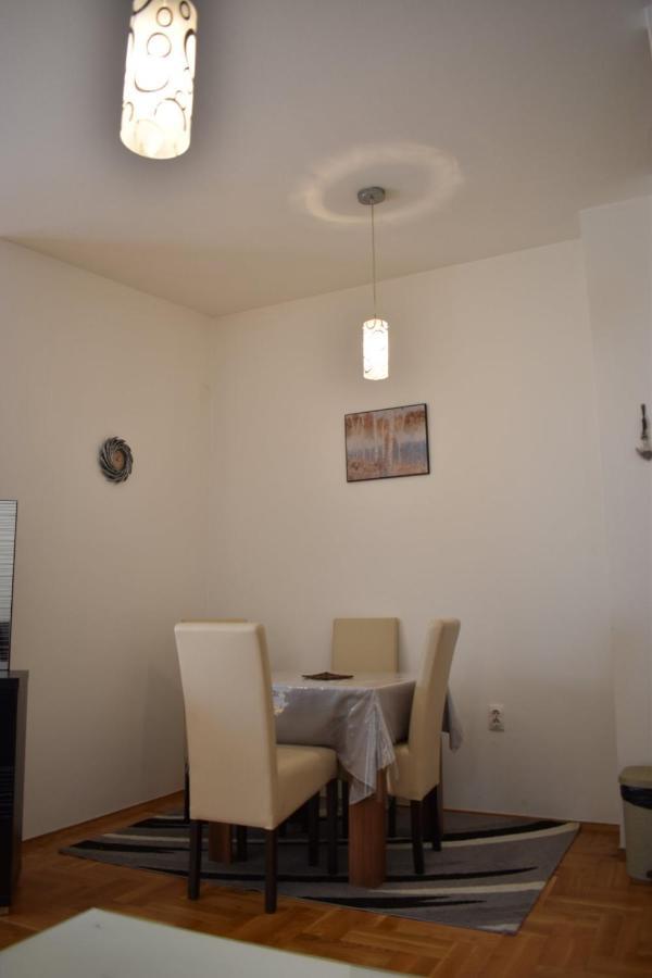 Apartman Archive Jevrejska Баня Лука Екстериор снимка